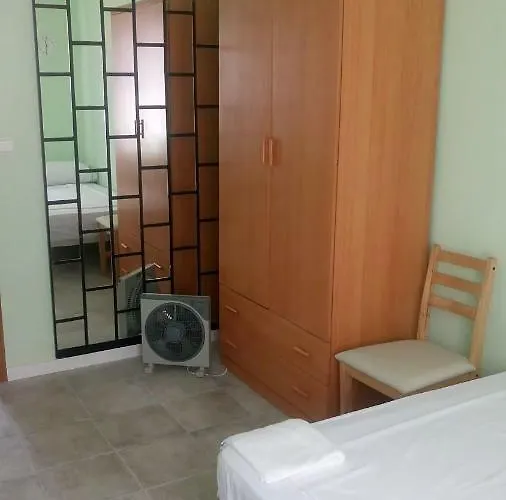 Piso En Malvarrosa * Valencia